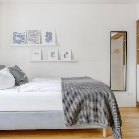 My Suite - Augsburg City - Netflix エクステリア 写真